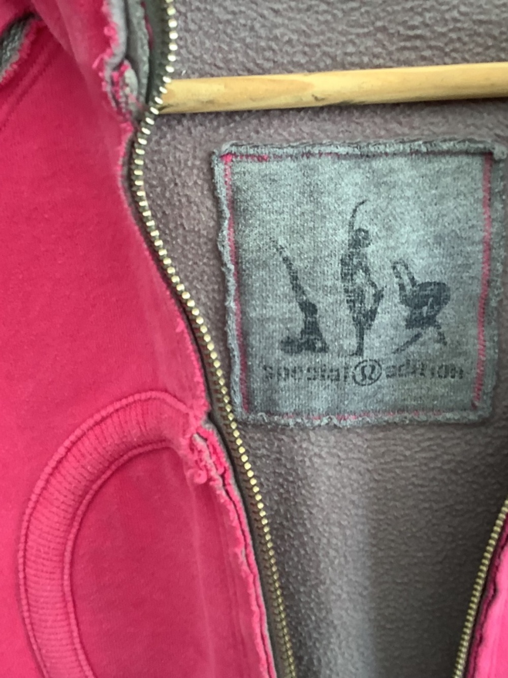 VIntage Rasberry Scuba Hoodie - Picture 10 of 13
